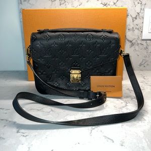 Louis Vuitton Pochette Métis